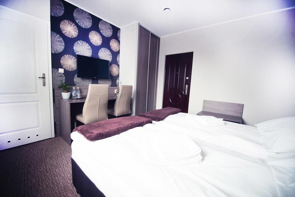 Makara Hotel Katowice Room photo