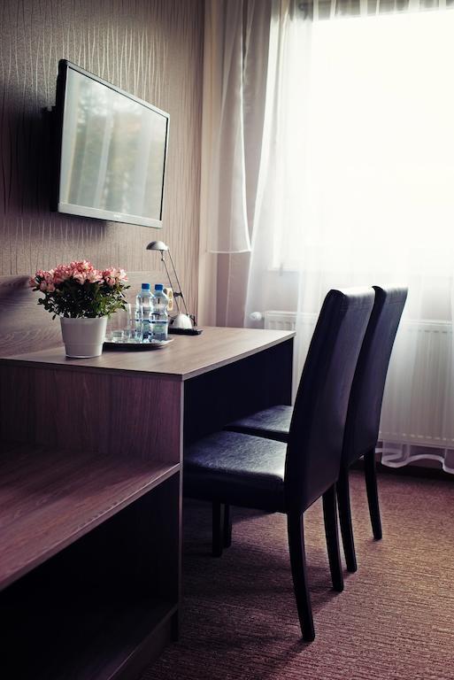 Makara Hotel Katowice Room photo